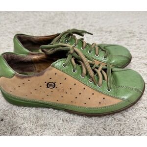Born Hawkeye Women's Leather Lace Up‎ Walking Shoes Green And Tan Size 7 Unique